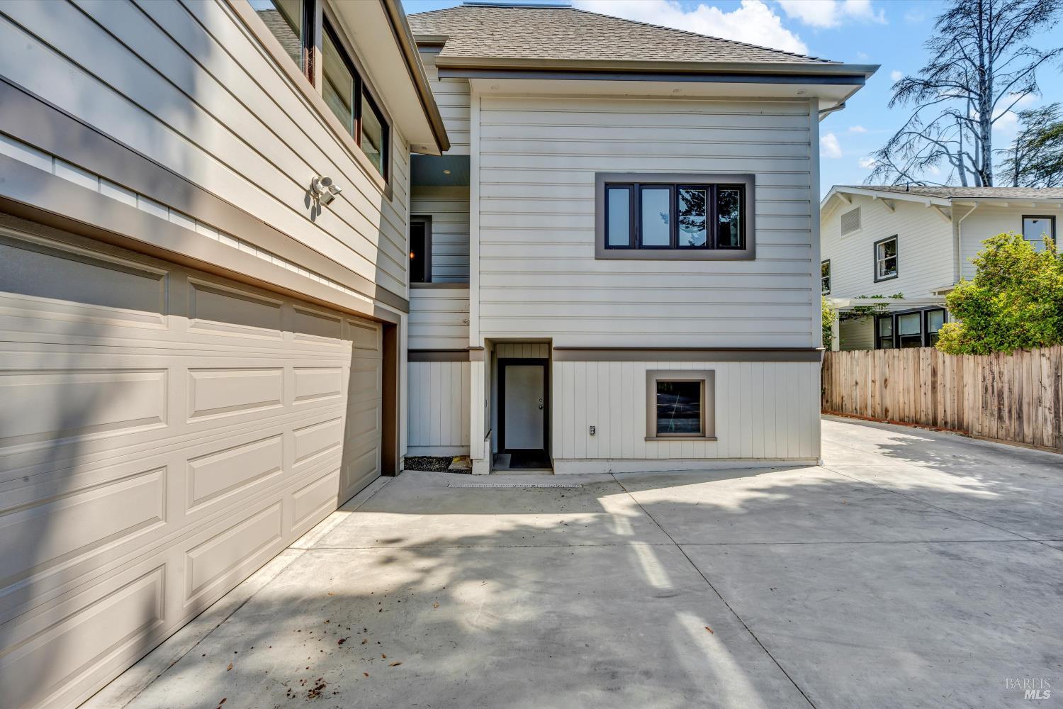 Detail Gallery Image 42 of 44 For 401 Matheson St, Healdsburg,  CA 95448 - 3 Beds | 2 Baths