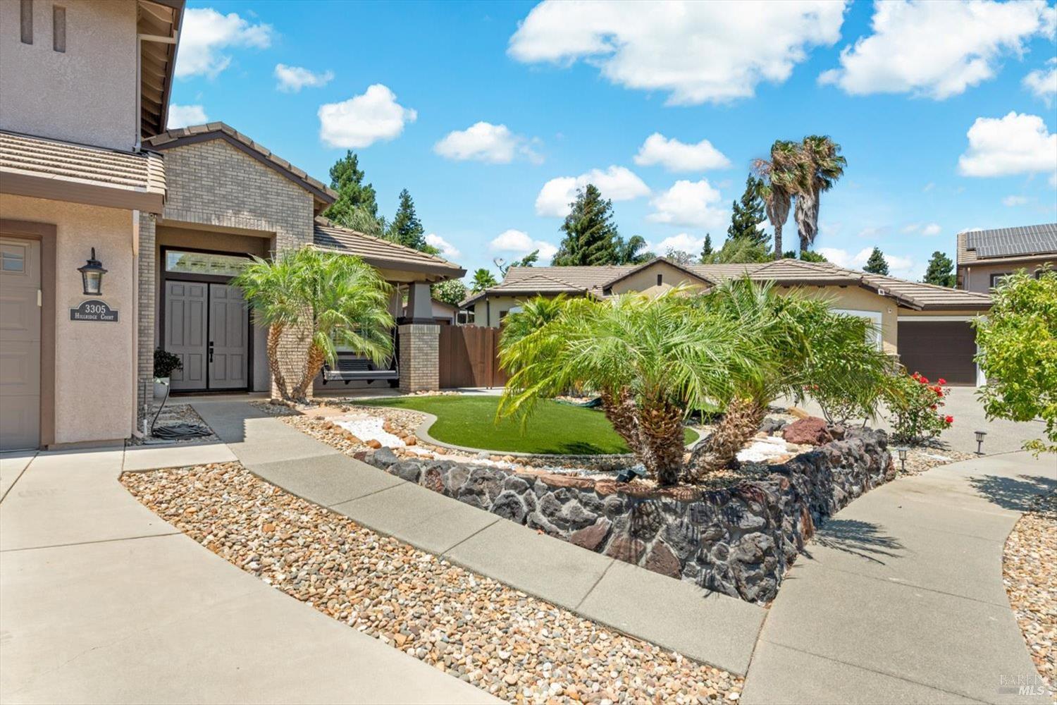 Detail Gallery Image 10 of 96 For 3305 Hillridge Ct, Fairfield,  CA 94534 - 4 Beds | 3 Baths