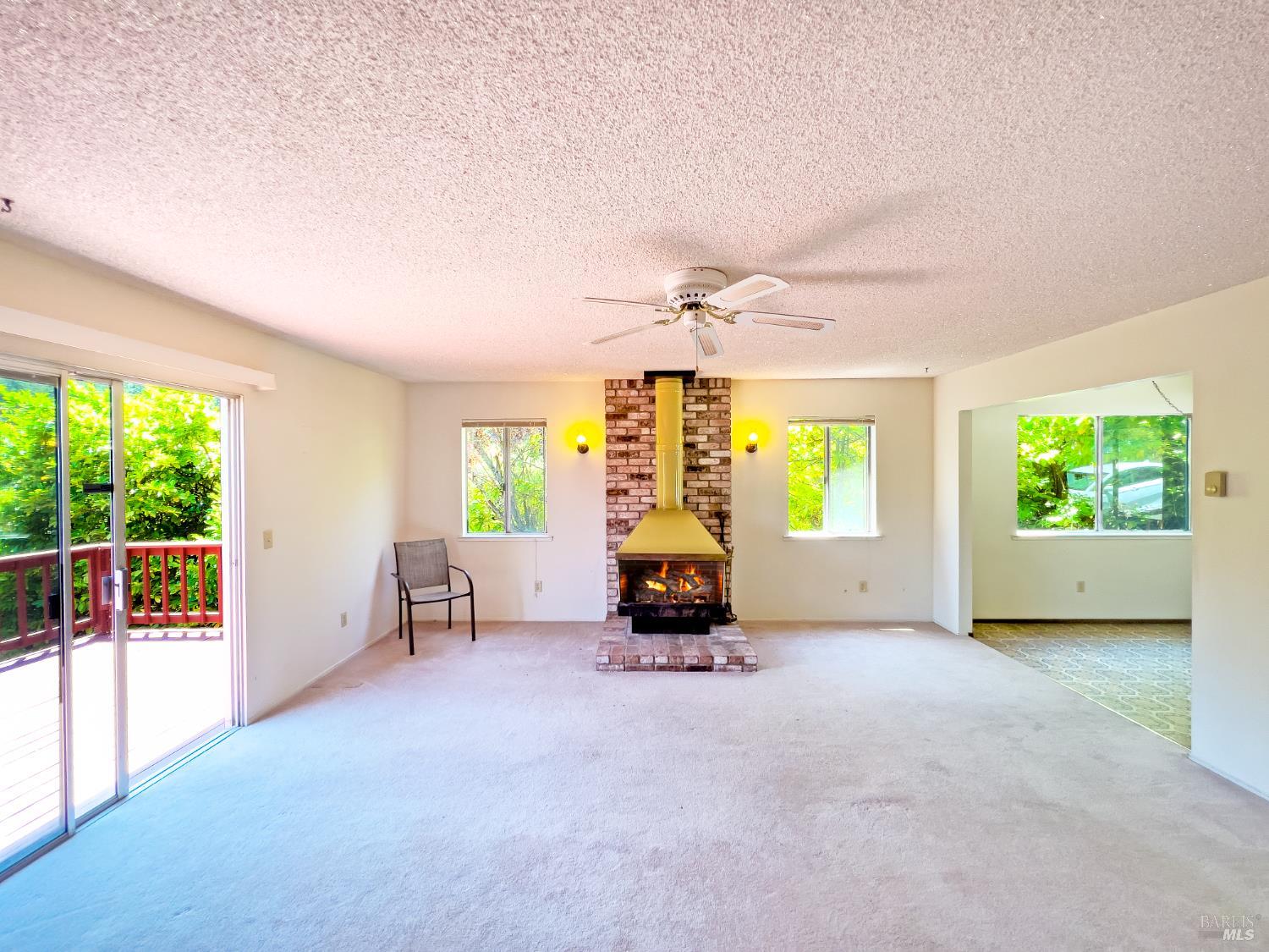 Detail Gallery Image 5 of 28 For 18028 Neeley Rd, Guerneville,  CA 95446 - 2 Beds | 1/1 Baths