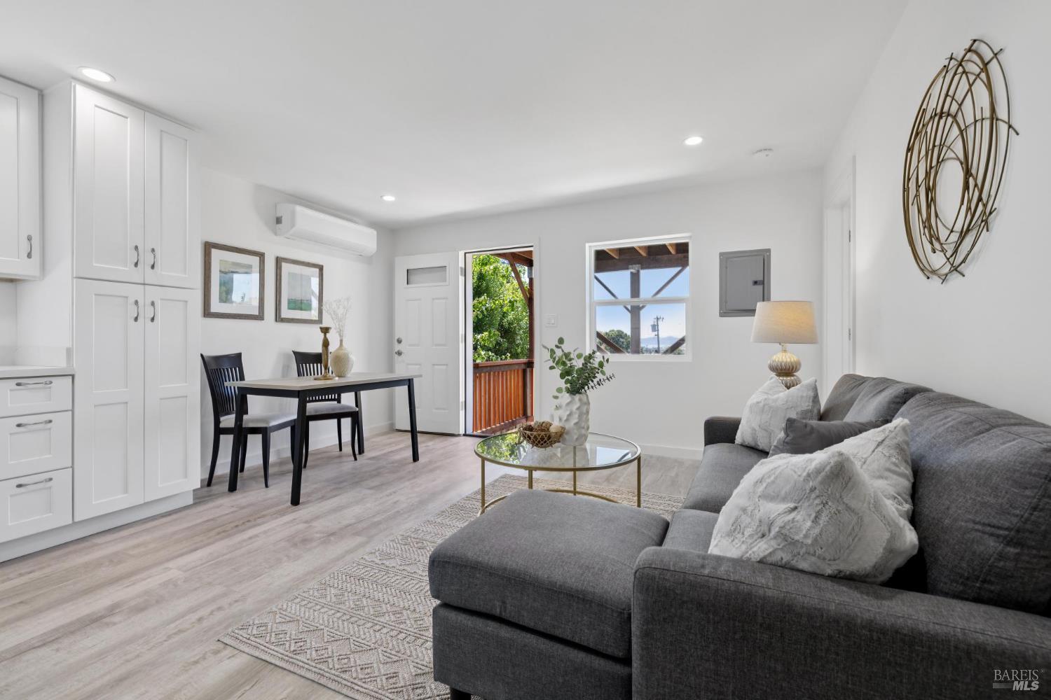 Detail Gallery Image 37 of 74 For 2437 Edwards Ave, El Cerrito,  CA 94530 - 6 Beds | 3/1 Baths
