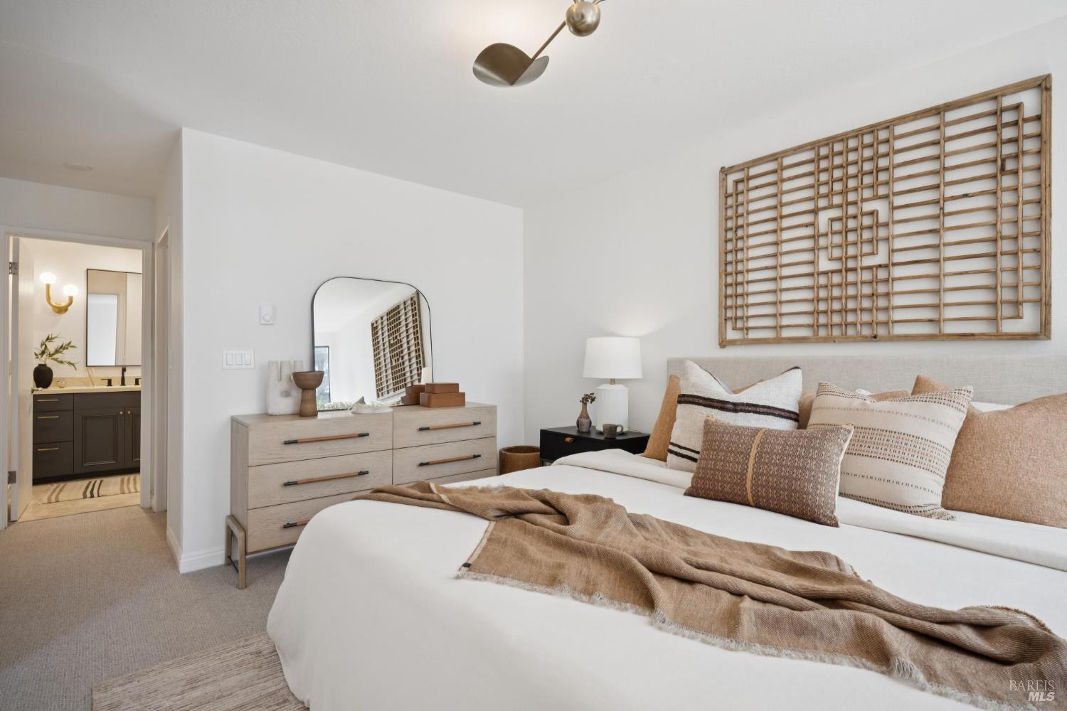 Detail Gallery Image 6 of 17 For 904 via Casitas Unkn, Greenbrae,  CA 94904 - 3 Beds | 2 Baths