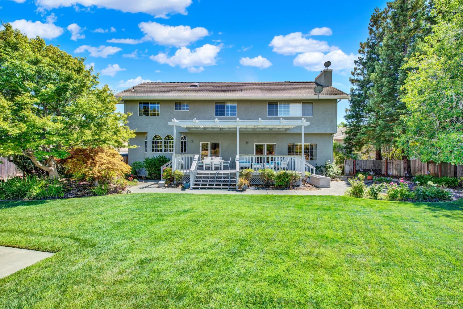 Detail Gallery Image 63 of 71 For 3560 Crownridge Ct, Fairfield,  CA 94534 - 5 Beds | 4 Baths