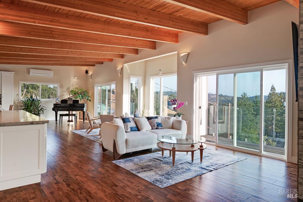 Detail Gallery Image 46 of 75 For 5560 Crystal Dr, Santa Rosa,  CA 95404 - 3 Beds | 2/1 Baths