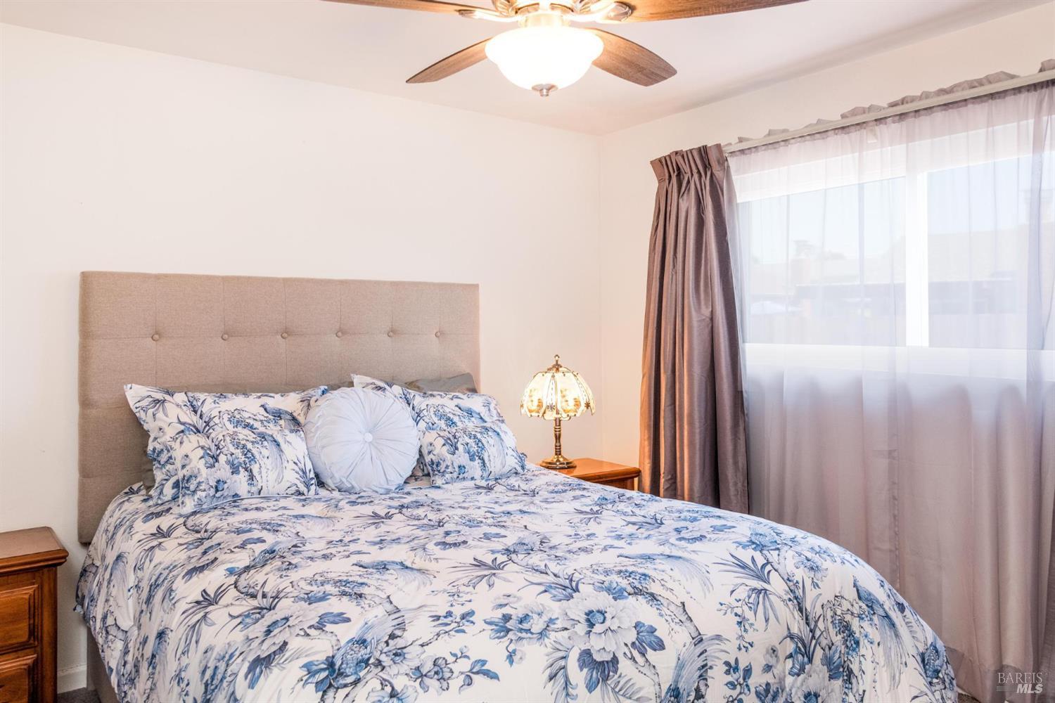 Detail Gallery Image 16 of 23 For 7 Pidgeon Ct, Petaluma,  CA 94952 - 3 Beds | 2 Baths