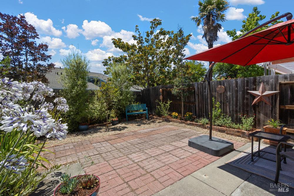 Detail Gallery Image 24 of 33 For 1774 Devonshire Dr, Benicia,  CA 94510 - 3 Beds | 2/1 Baths