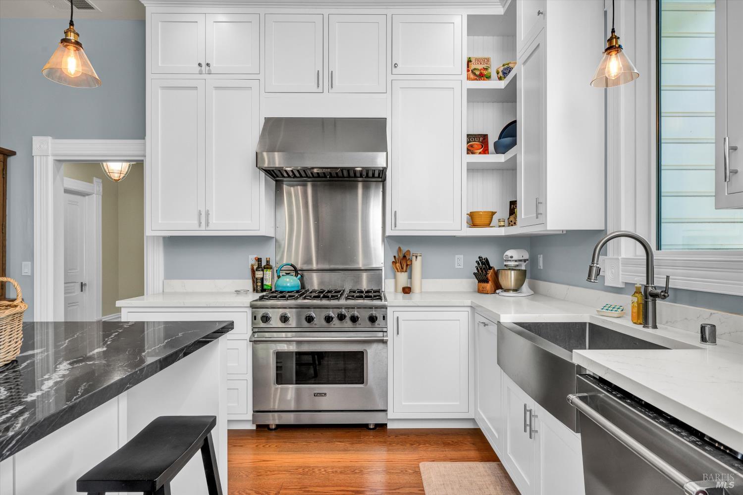 Detail Gallery Image 15 of 44 For 401 Matheson St, Healdsburg,  CA 95448 - 3 Beds | 2 Baths