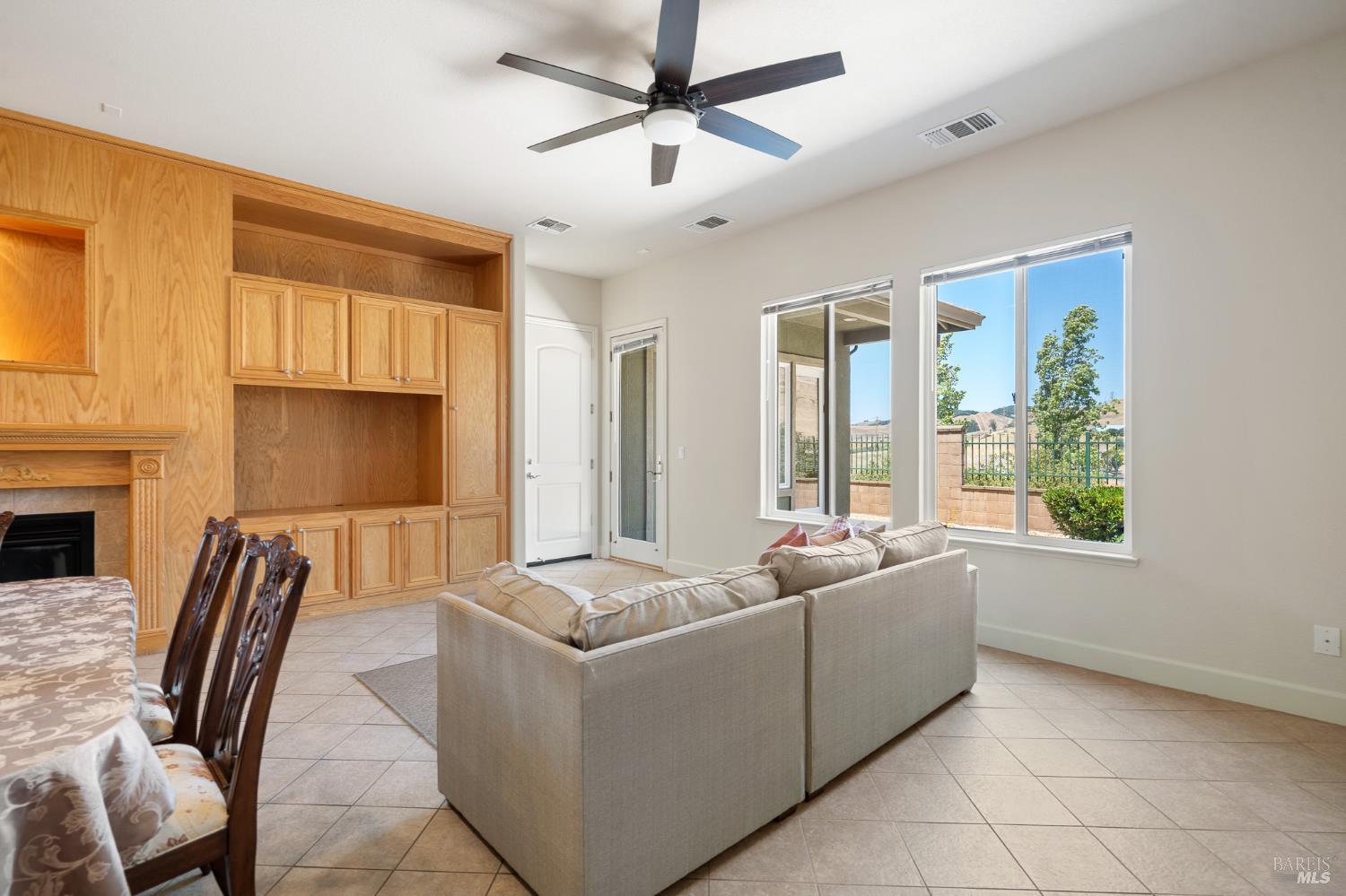 Detail Gallery Image 22 of 68 For 9272 Hallmark Pl, Vallejo,  CA 94591 - 4 Beds | 4 Baths