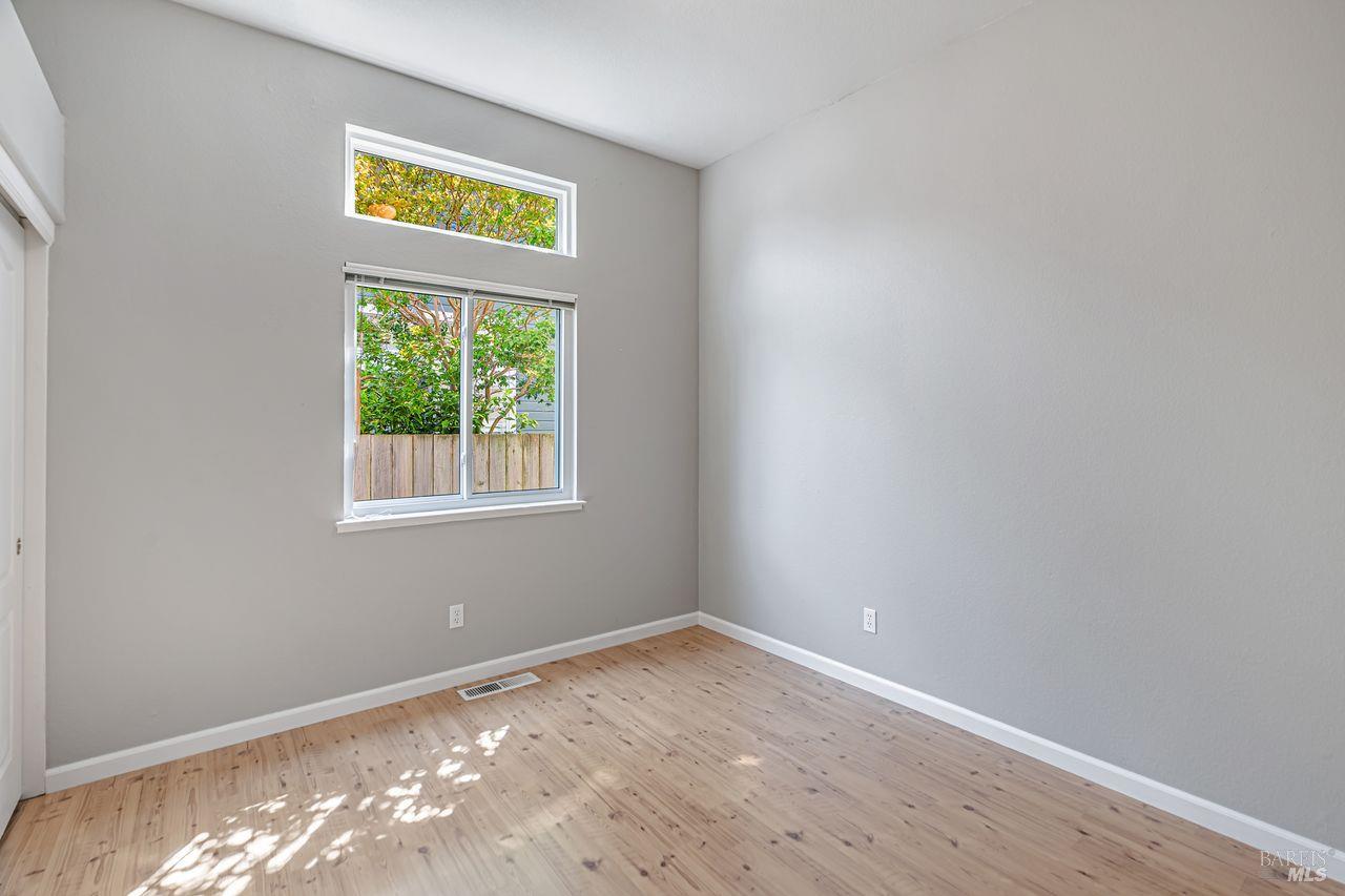 Detail Gallery Image 27 of 43 For 1705 Andover Way, Petaluma,  CA 94954 - 4 Beds | 2 Baths