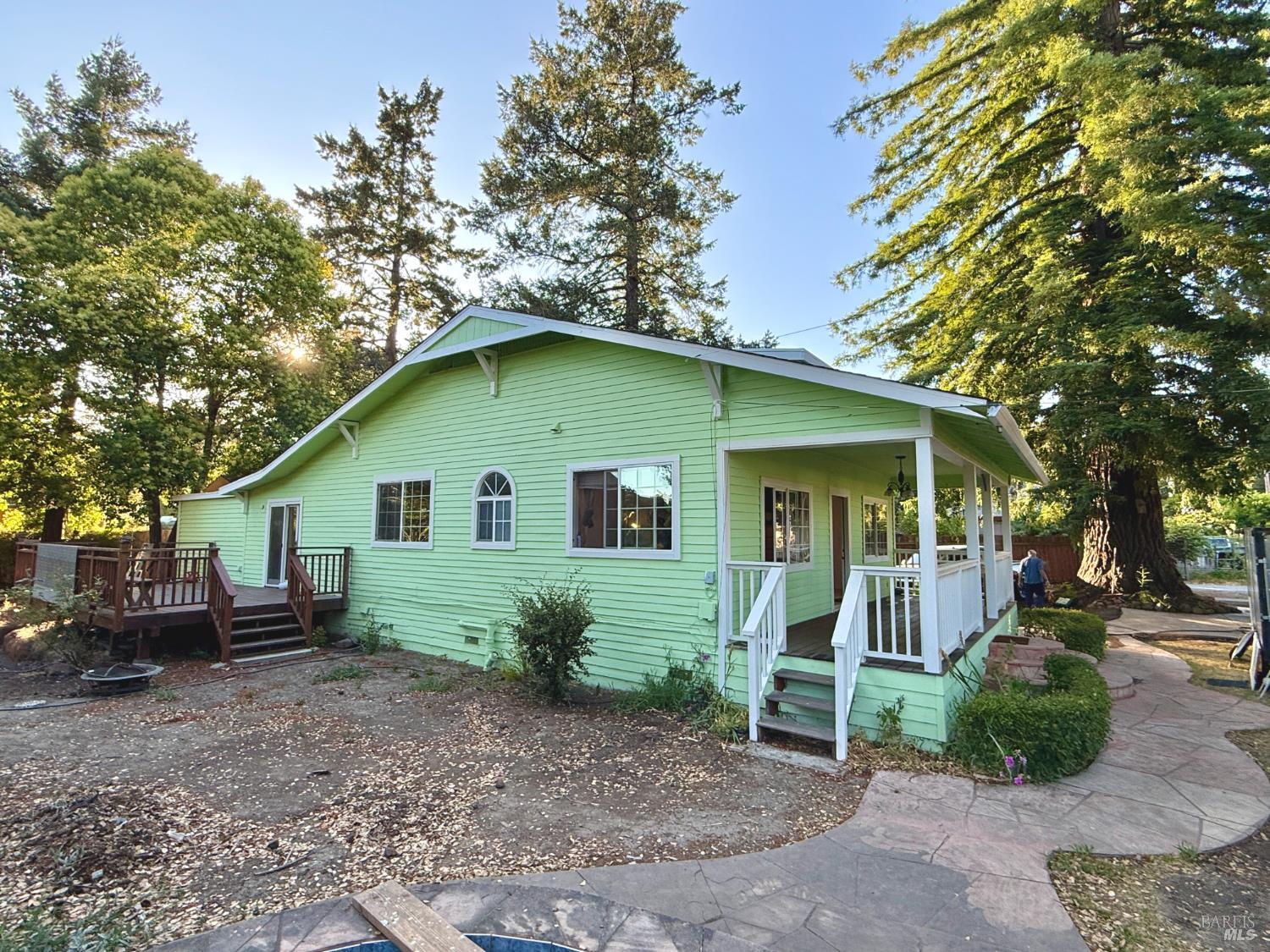 Detail Gallery Image 1 of 16 For 1101 Burbank Ave, Santa Rosa,  CA 95407 - 3 Beds | 2/1 Baths