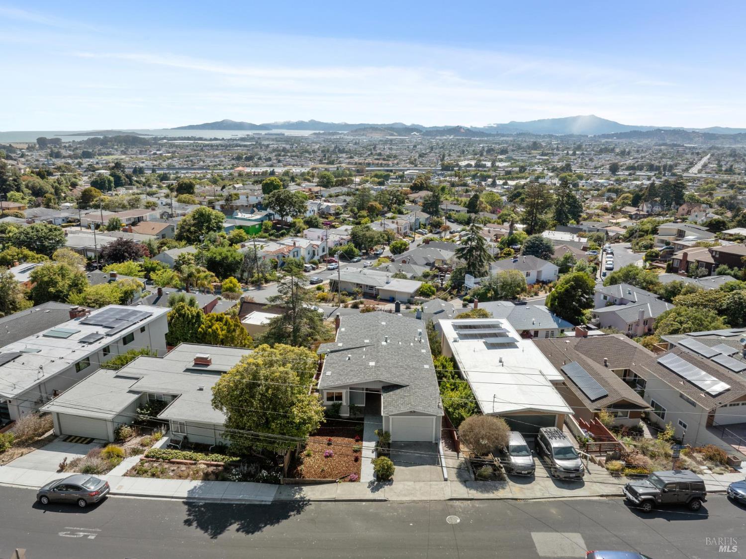 Detail Gallery Image 70 of 74 For 2437 Edwards Ave, El Cerrito,  CA 94530 - 6 Beds | 3/1 Baths