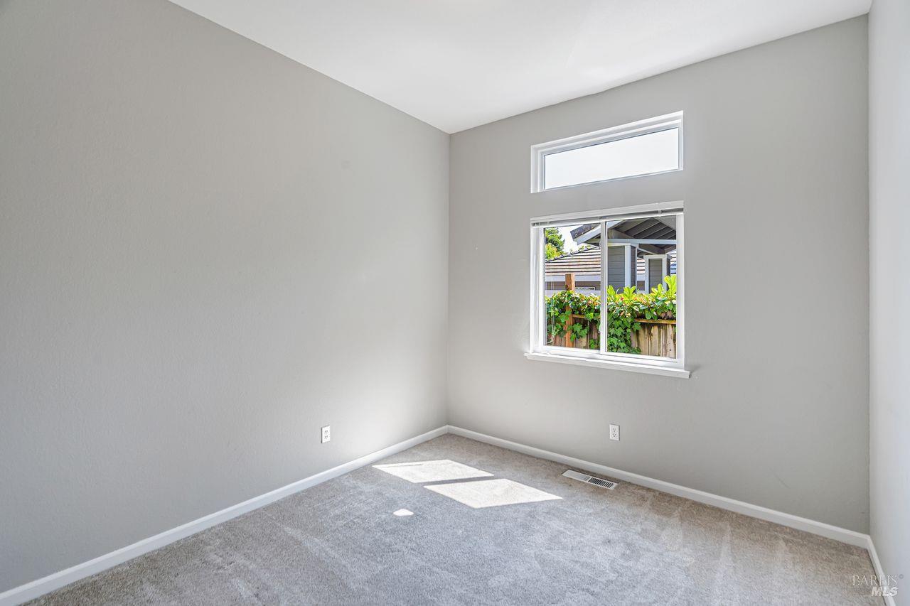 Detail Gallery Image 29 of 43 For 1705 Andover Way, Petaluma,  CA 94954 - 4 Beds | 2 Baths