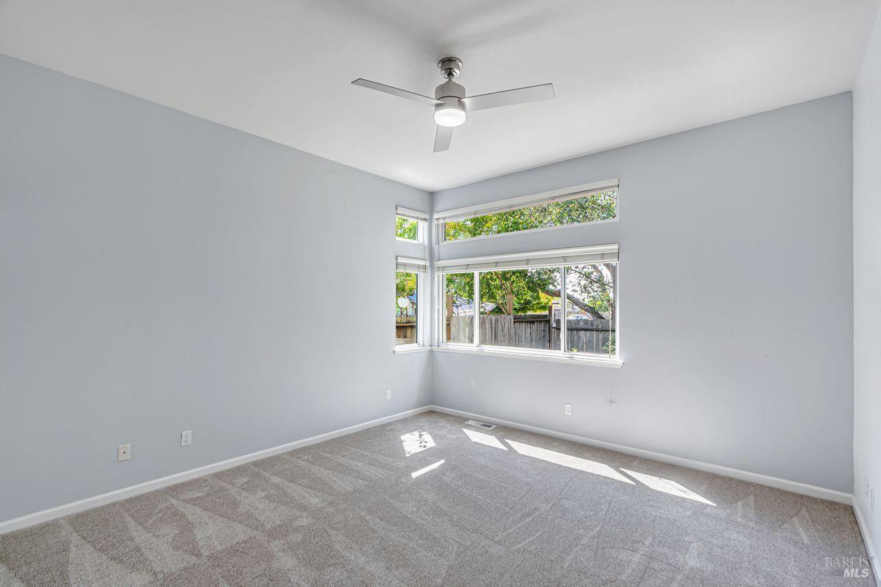 Detail Gallery Image 23 of 43 For 1705 Andover Way, Petaluma,  CA 94954 - 4 Beds | 2 Baths