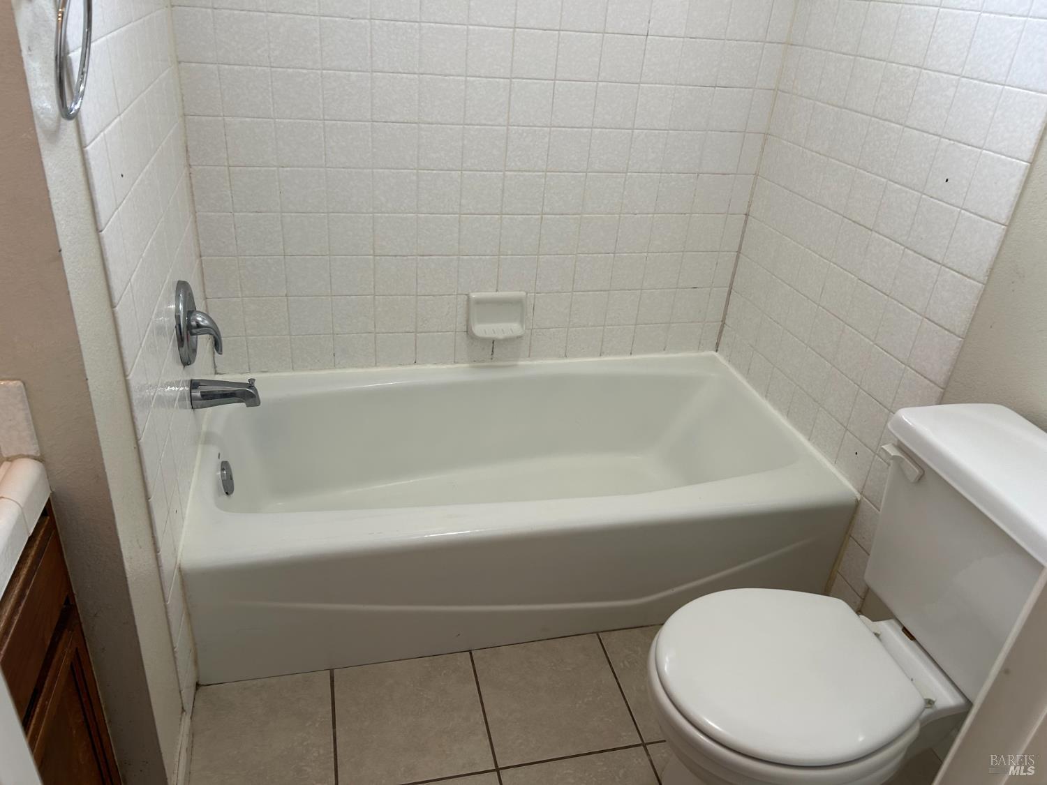 Detail Gallery Image 10 of 14 For 109 Phelan Ave, Vallejo,  CA 94590 - 2 Beds | 1 Baths