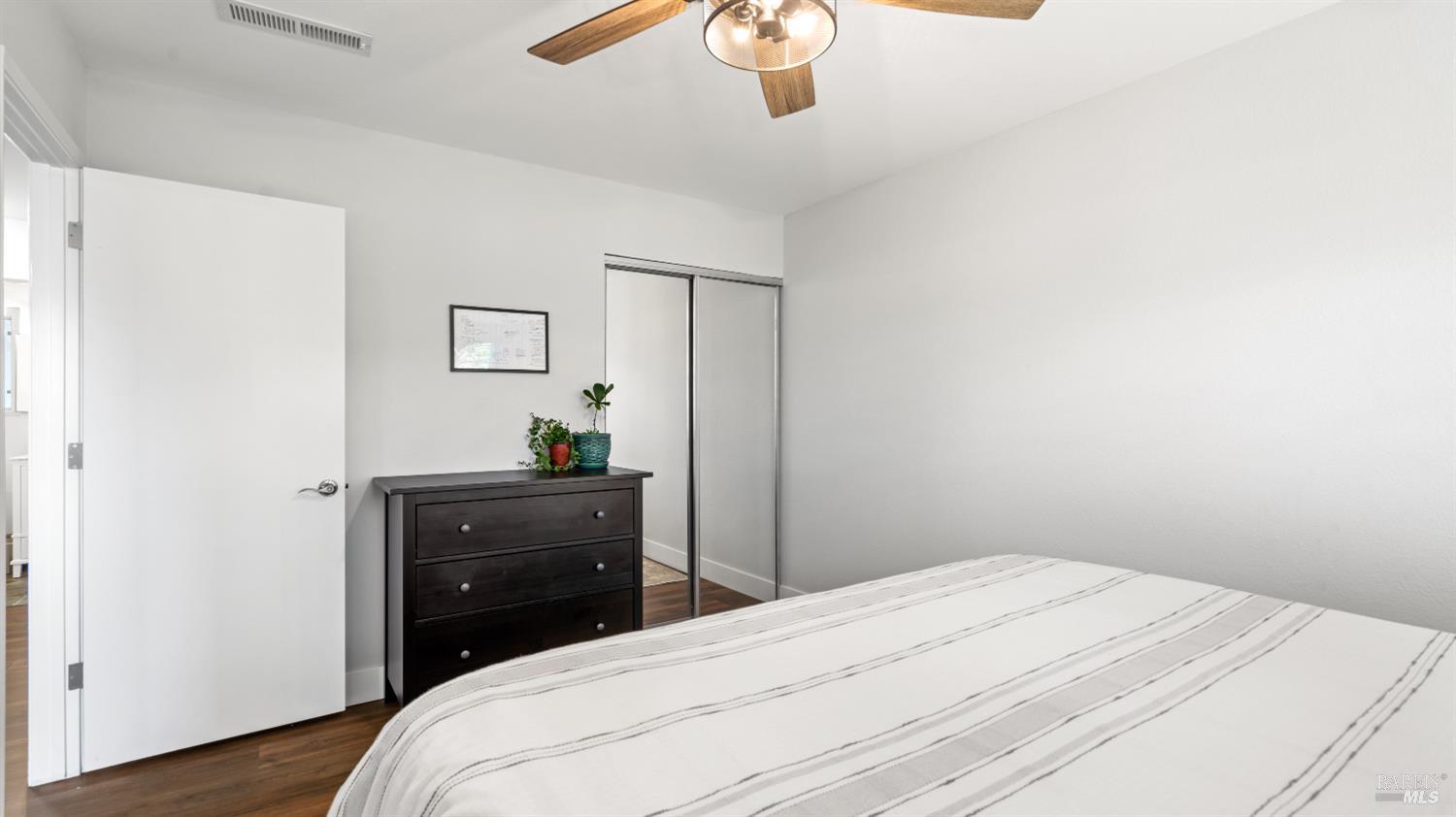 Detail Gallery Image 49 of 61 For 1711 Capistrano Dr, Petaluma,  CA 94954 - 6 Beds | 2/1 Baths