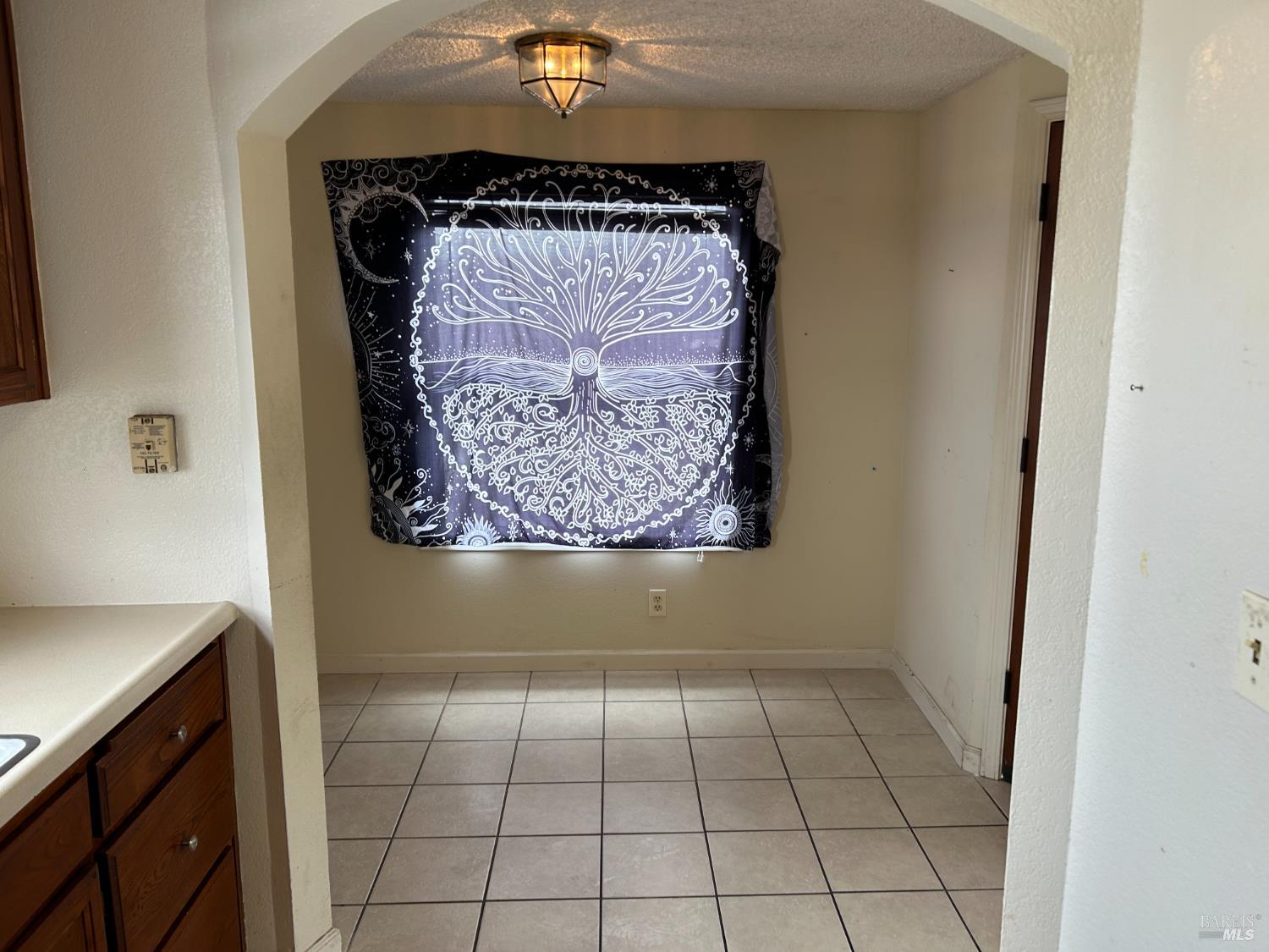 Detail Gallery Image 4 of 14 For 109 Phelan Ave, Vallejo,  CA 94590 - 2 Beds | 1 Baths