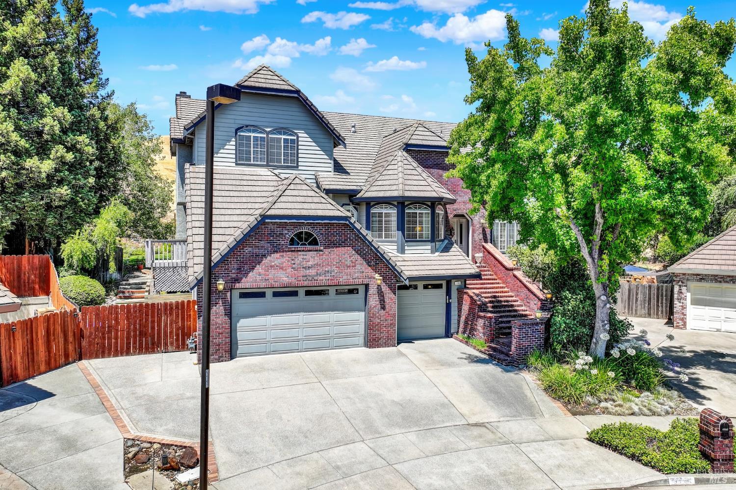 Detail Gallery Image 69 of 71 For 3560 Crownridge Ct, Fairfield,  CA 94534 - 5 Beds | 4 Baths