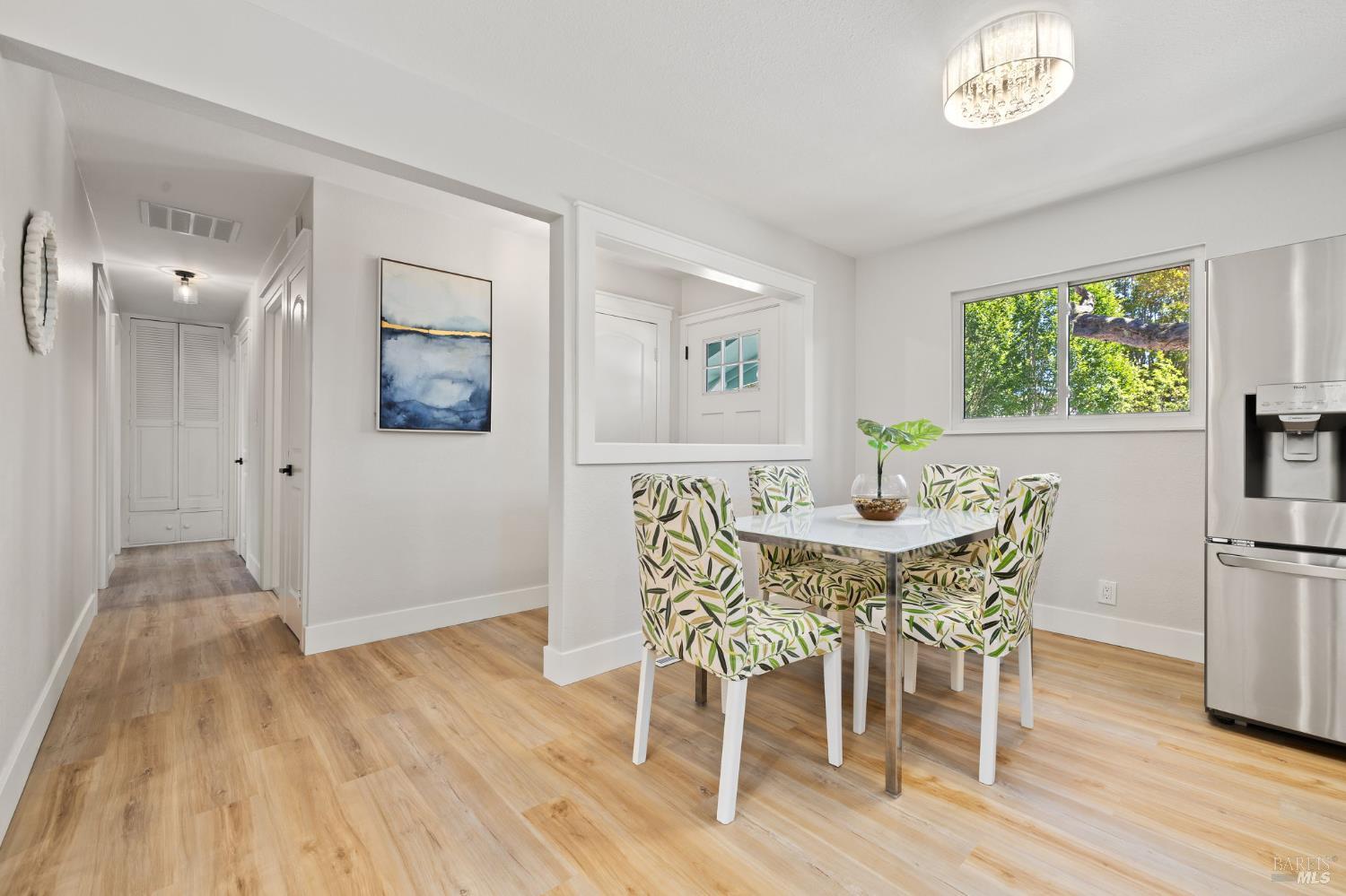 Detail Gallery Image 35 of 54 For 7449 Adrian Dr, Rohnert Park,  CA 94928 - 3 Beds | 2 Baths