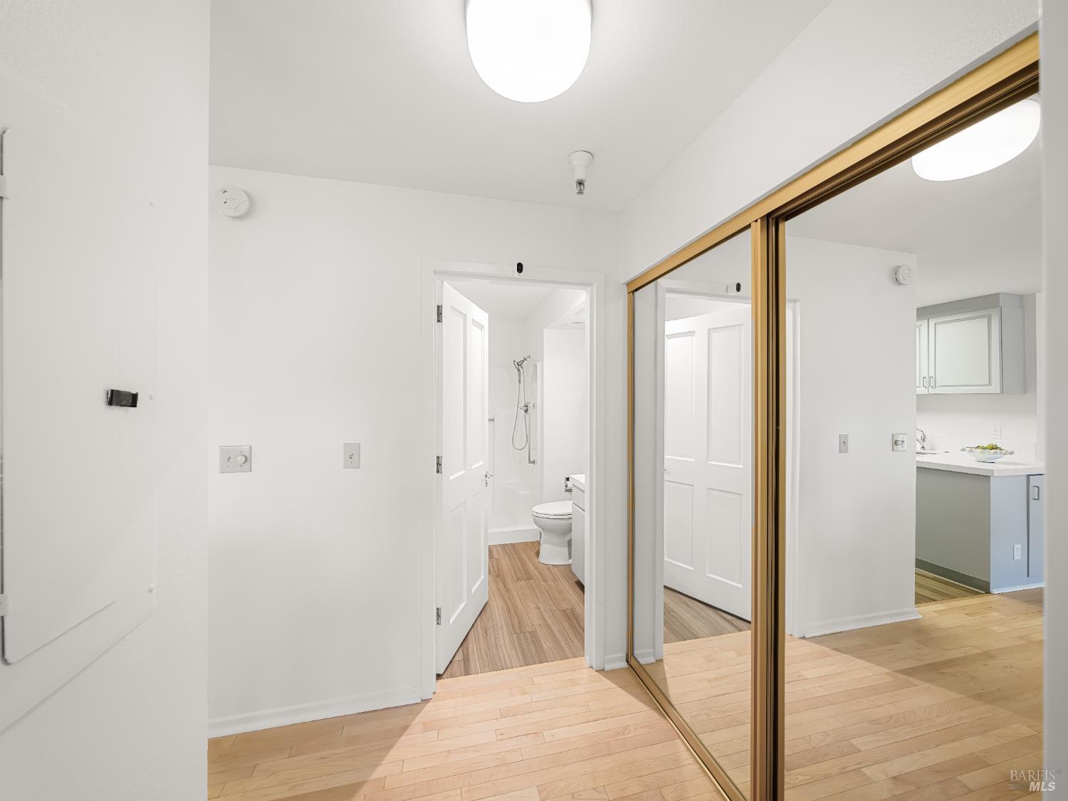 Detail Gallery Image 16 of 37 For 100 Thorndale Dr #326,  San Rafael,  CA 94903 - 2 Beds | 2 Baths