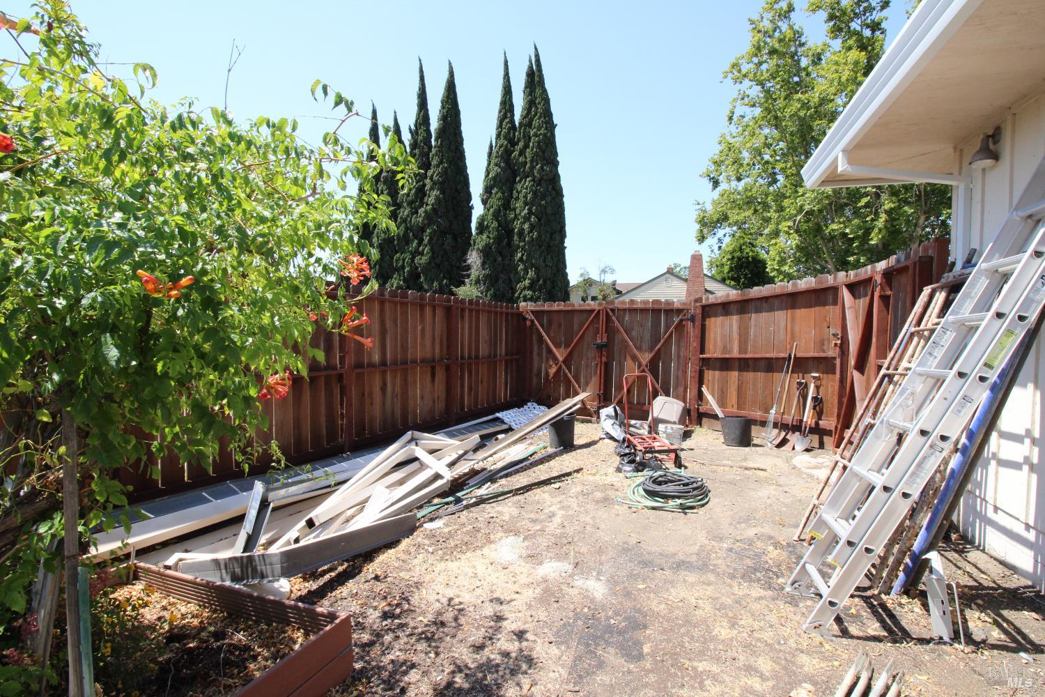 Detail Gallery Image 40 of 48 For 500 Logan St, Rio Vista,  CA 94571 - 3 Beds | 2/1 Baths