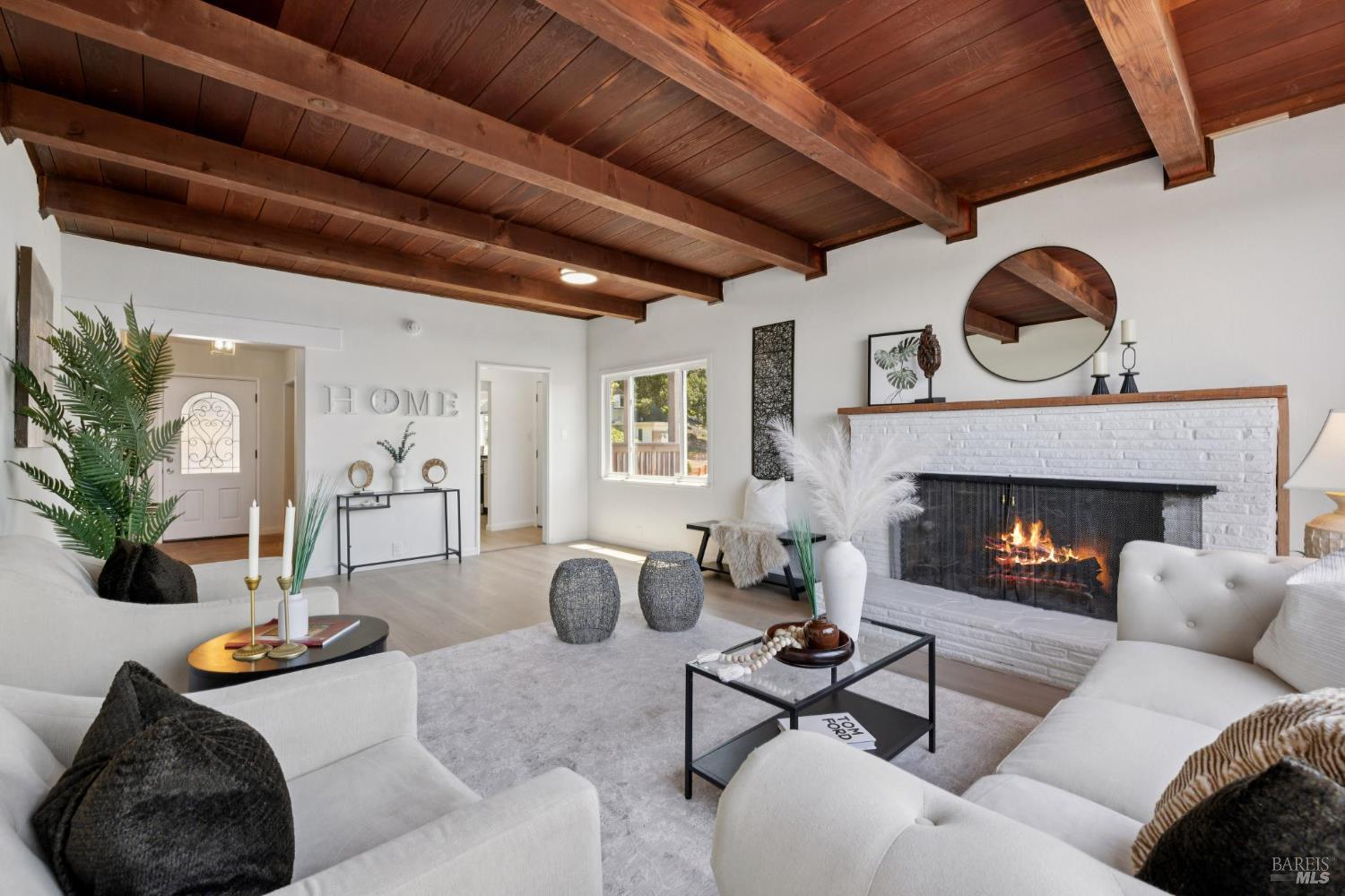 Detail Gallery Image 8 of 74 For 2437 Edwards Ave, El Cerrito,  CA 94530 - 6 Beds | 3/1 Baths