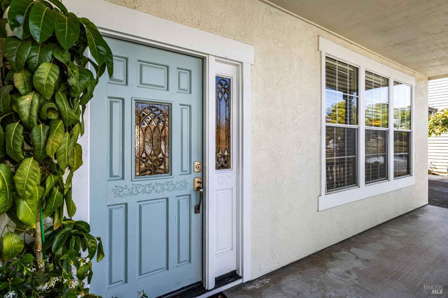 Detail Gallery Image 6 of 47 For 1628 Andover Way, Petaluma,  CA 94954 - 4 Beds | 2 Baths
