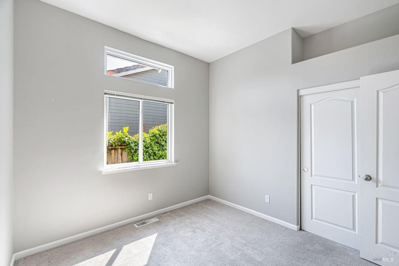 Detail Gallery Image 30 of 43 For 1705 Andover Way, Petaluma,  CA 94954 - 4 Beds | 2 Baths