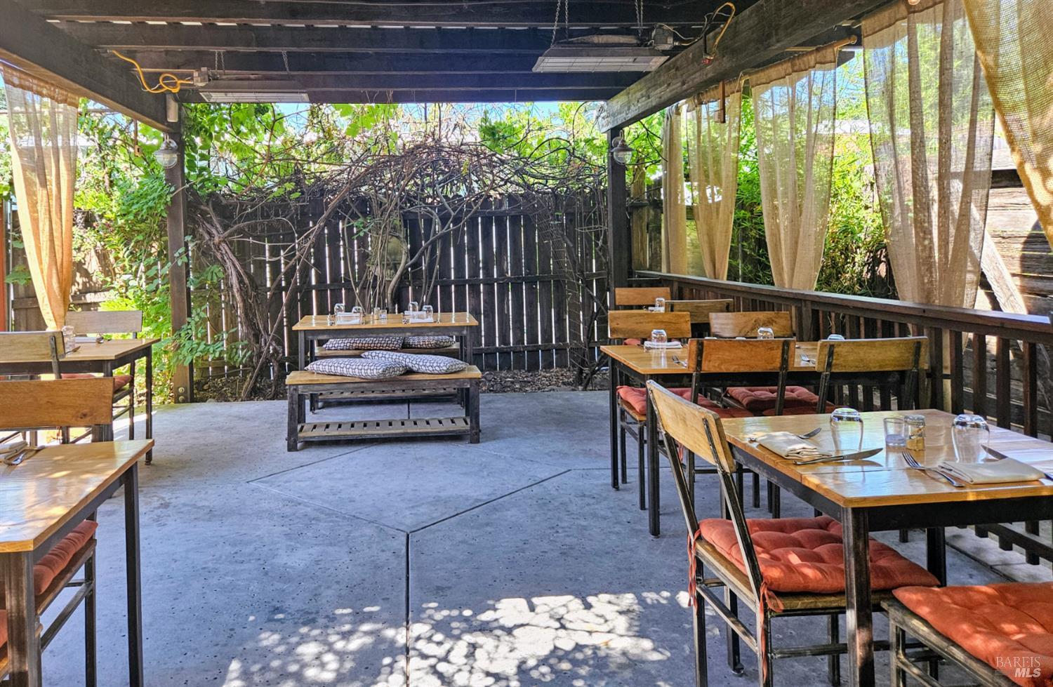 Detail Gallery Image 28 of 39 For 6675 Front St, Forestville,  CA 95436 - – Beds | – Baths