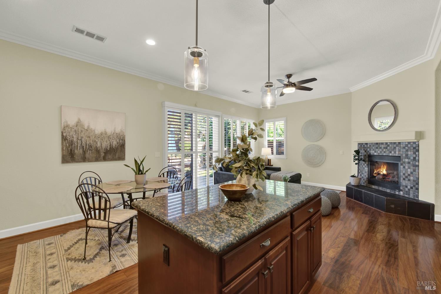 Detail Gallery Image 33 of 77 For 949 Lancaster St, Vacaville,  CA 95687 - 4 Beds | 2 Baths