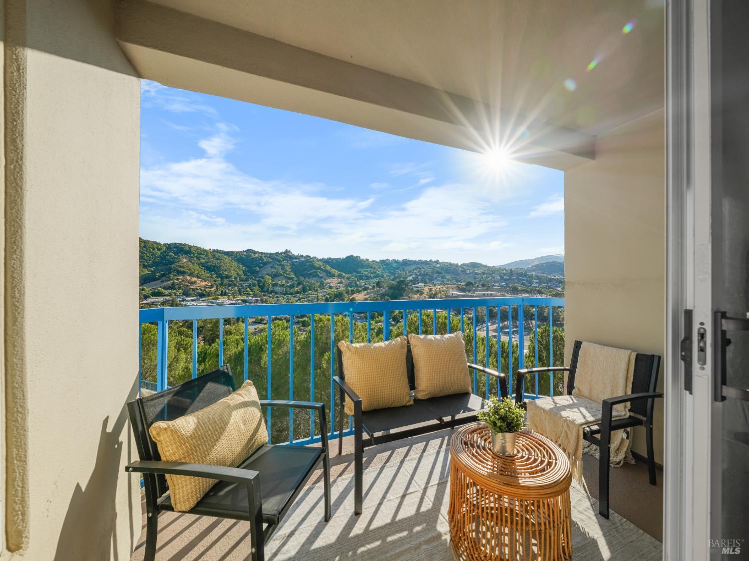 Detail Gallery Image 18 of 37 For 100 Thorndale Dr #326,  San Rafael,  CA 94903 - 2 Beds | 2 Baths