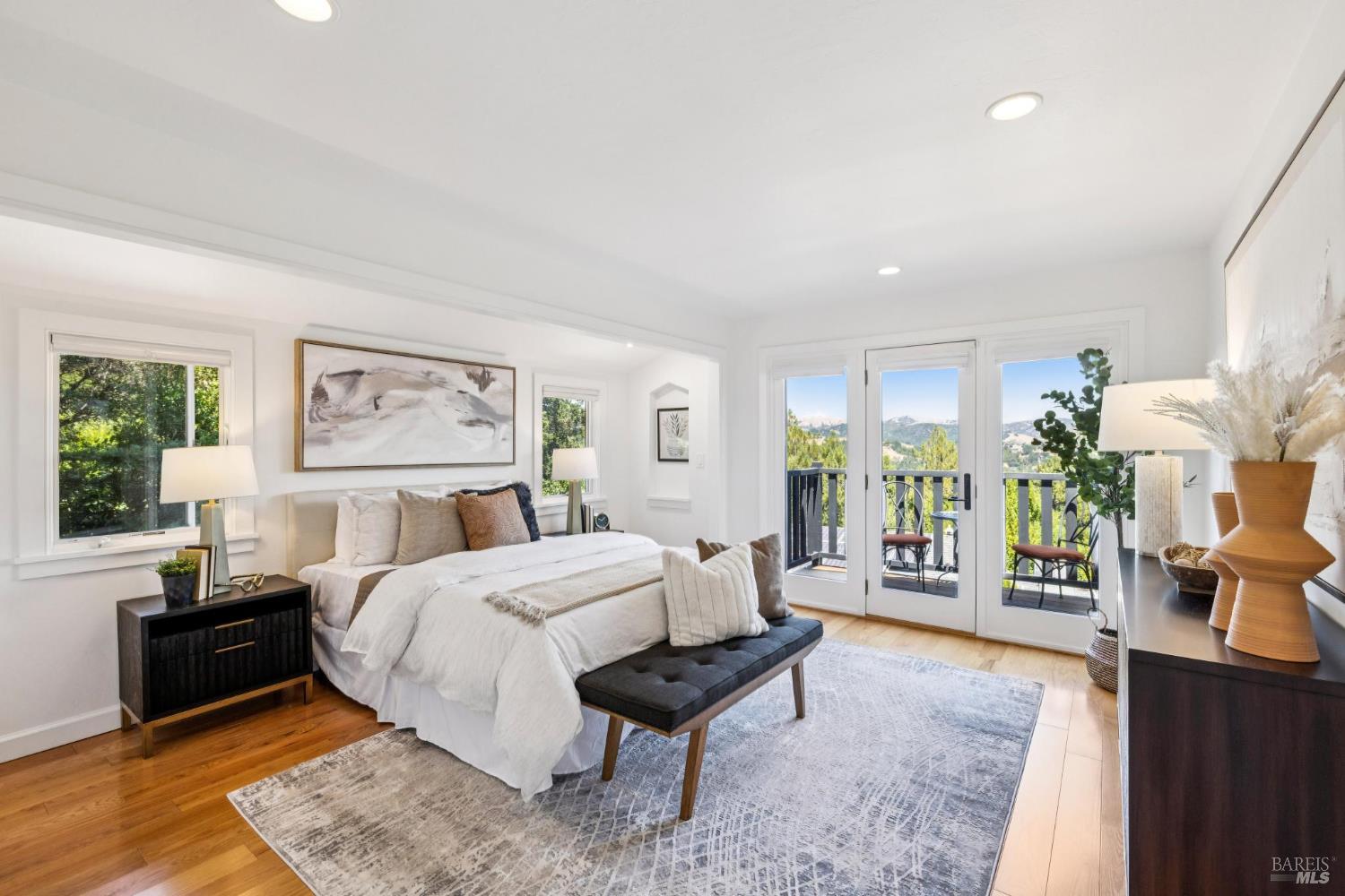 Detail Gallery Image 22 of 50 For 126 Ridge Rd, Fairfax,  CA 94930 - 3 Beds | 2 Baths