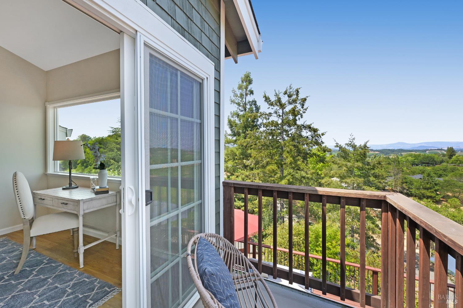 Detail Gallery Image 20 of 48 For 2547 Lewis Dr, Sebastopol,  CA 95472 - 3 Beds | 3 Baths