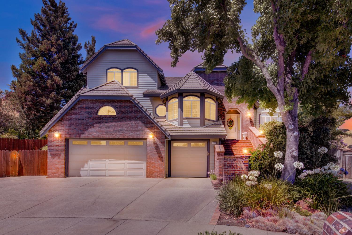 Detail Gallery Image 4 of 71 For 3560 Crownridge Ct, Fairfield,  CA 94534 - 5 Beds | 4 Baths