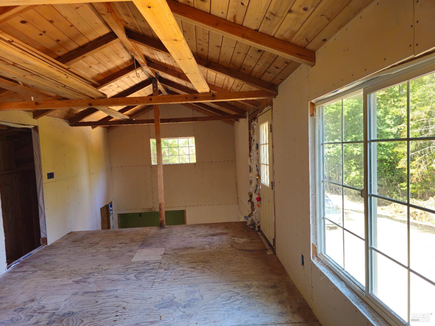 Detail Gallery Image 6 of 8 For 54641 Ca-1 Hwy, Westport,  CA 95488 - 1 Beds | 1 Baths