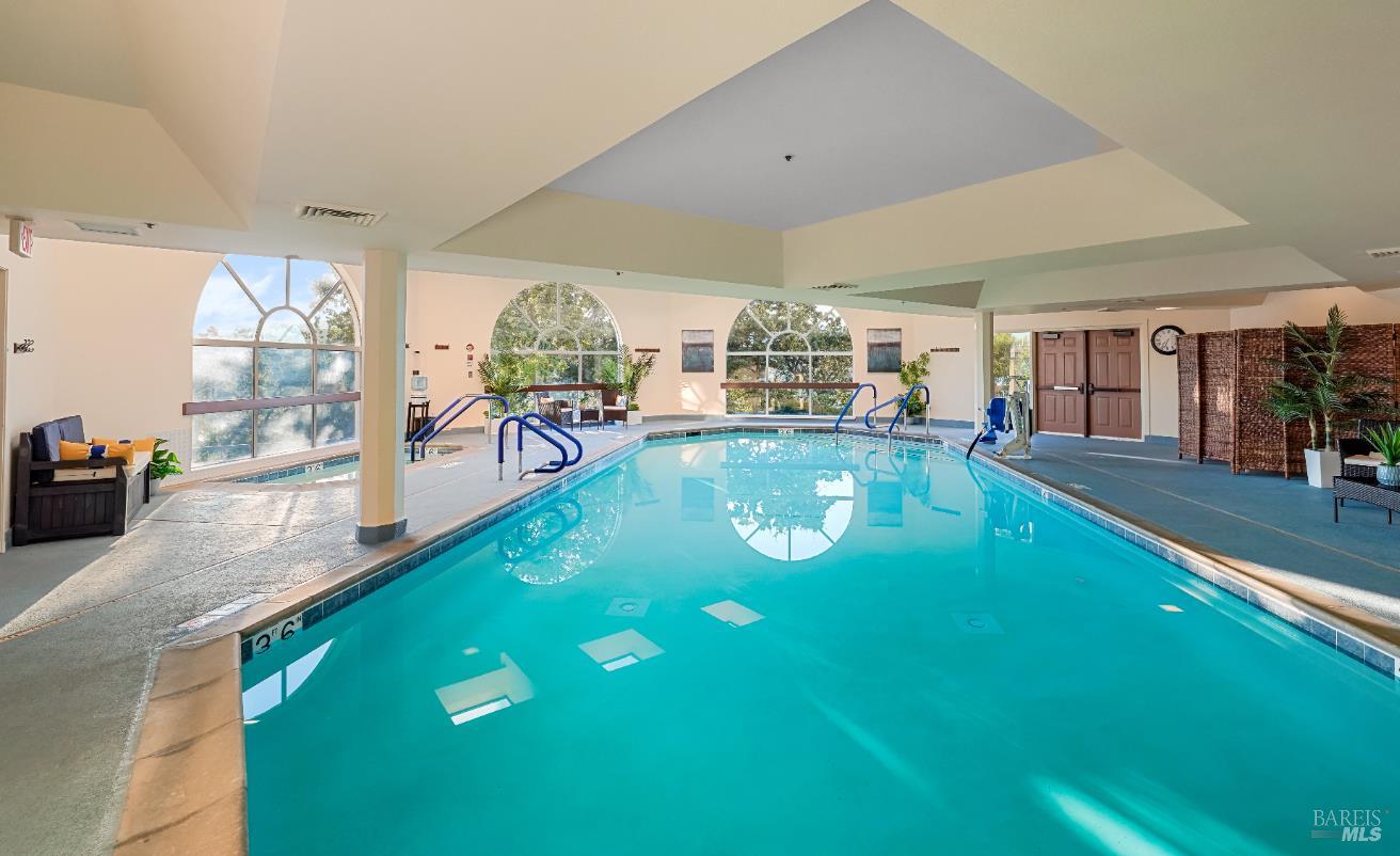 Detail Gallery Image 33 of 37 For 100 Thorndale Dr #326,  San Rafael,  CA 94903 - 2 Beds | 2 Baths