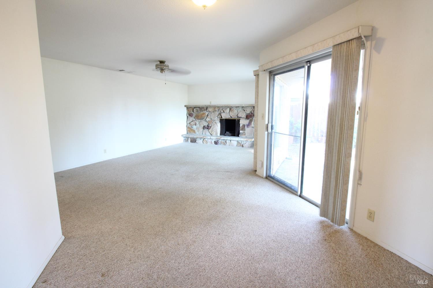 Detail Gallery Image 10 of 48 For 500 Logan St, Rio Vista,  CA 94571 - 3 Beds | 2/1 Baths