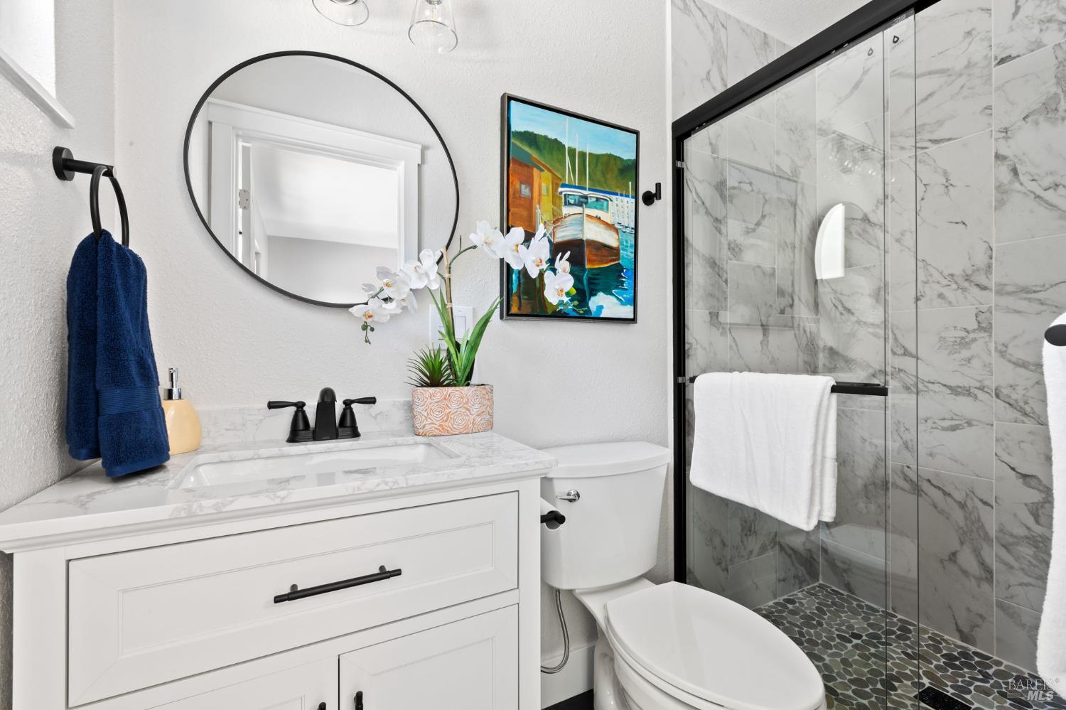 Detail Gallery Image 7 of 54 For 7449 Adrian Dr, Rohnert Park,  CA 94928 - 3 Beds | 2 Baths
