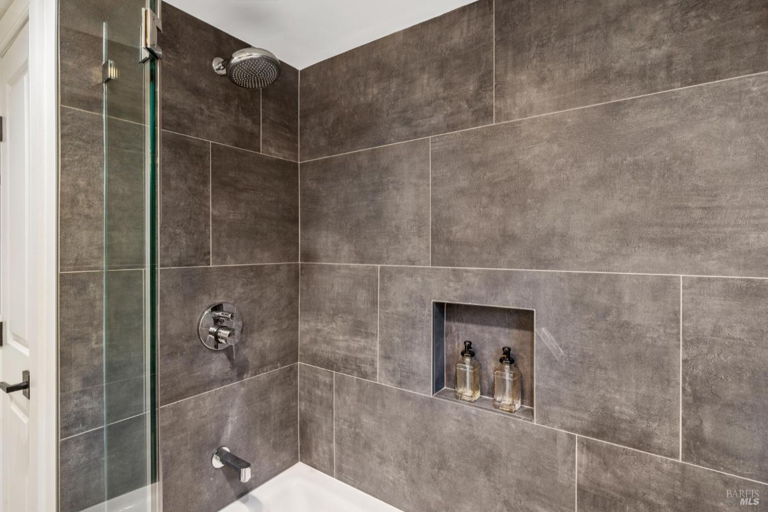 Detail Gallery Image 37 of 50 For 126 Ridge Rd, Fairfax,  CA 94930 - 3 Beds | 2 Baths
