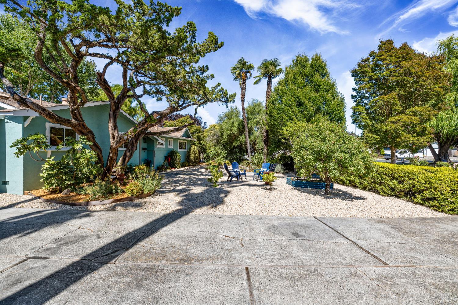 Detail Gallery Image 22 of 54 For 7449 Adrian Dr, Rohnert Park,  CA 94928 - 3 Beds | 2 Baths