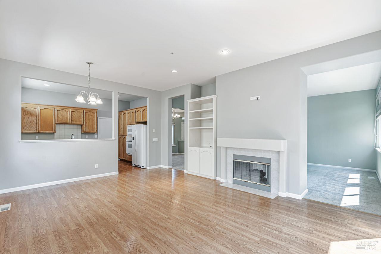 Detail Gallery Image 15 of 43 For 1705 Andover Way, Petaluma,  CA 94954 - 4 Beds | 2 Baths