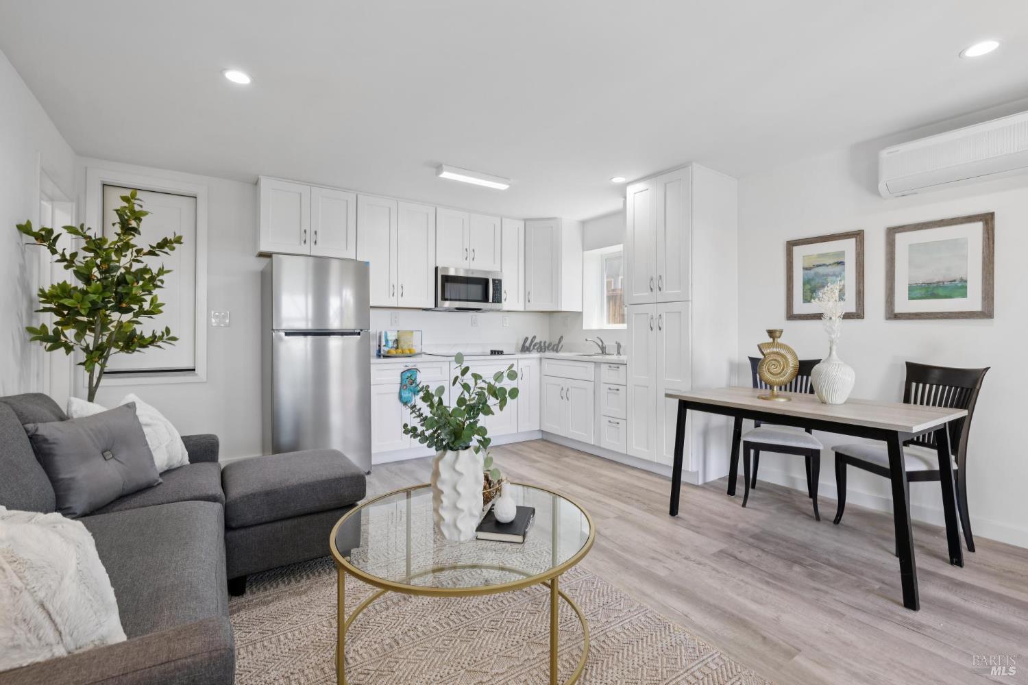 Detail Gallery Image 38 of 74 For 2437 Edwards Ave, El Cerrito,  CA 94530 - 6 Beds | 3/1 Baths