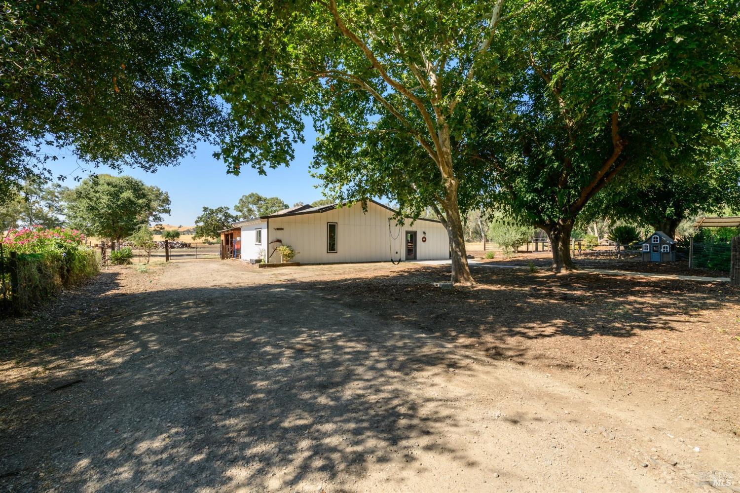 Detail Gallery Image 71 of 117 For 7598 Deer Valley Trl, Vacaville,  CA 95688 - 3 Beds | 2/1 Baths