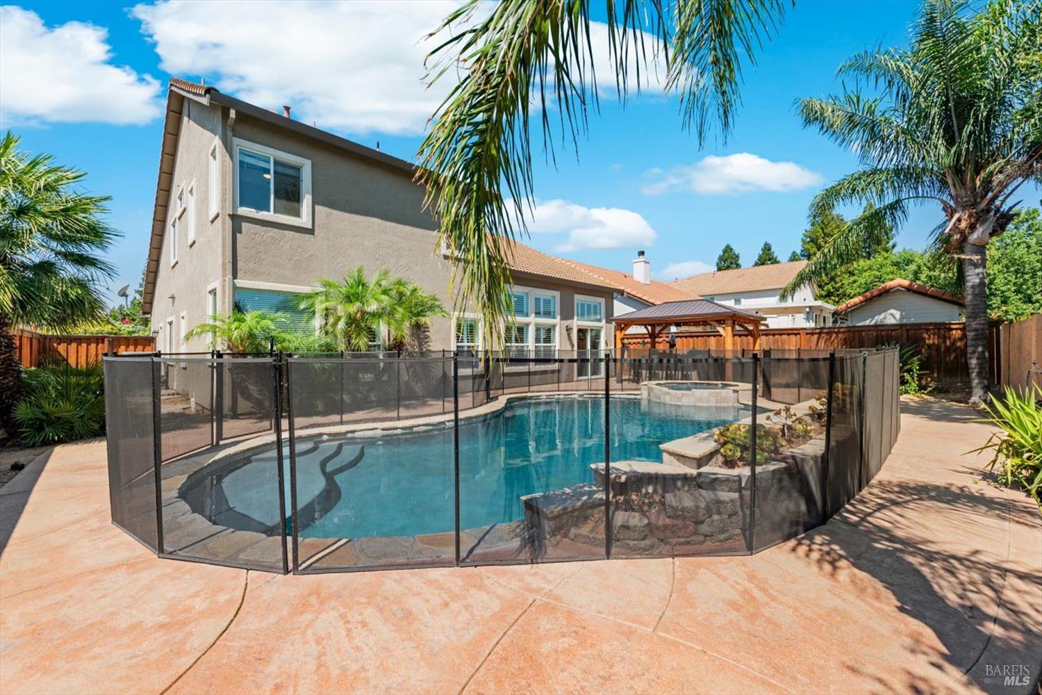 Detail Gallery Image 23 of 27 For 807 Kells Cir, Vacaville,  CA 95688 - 3 Beds | 2/1 Baths