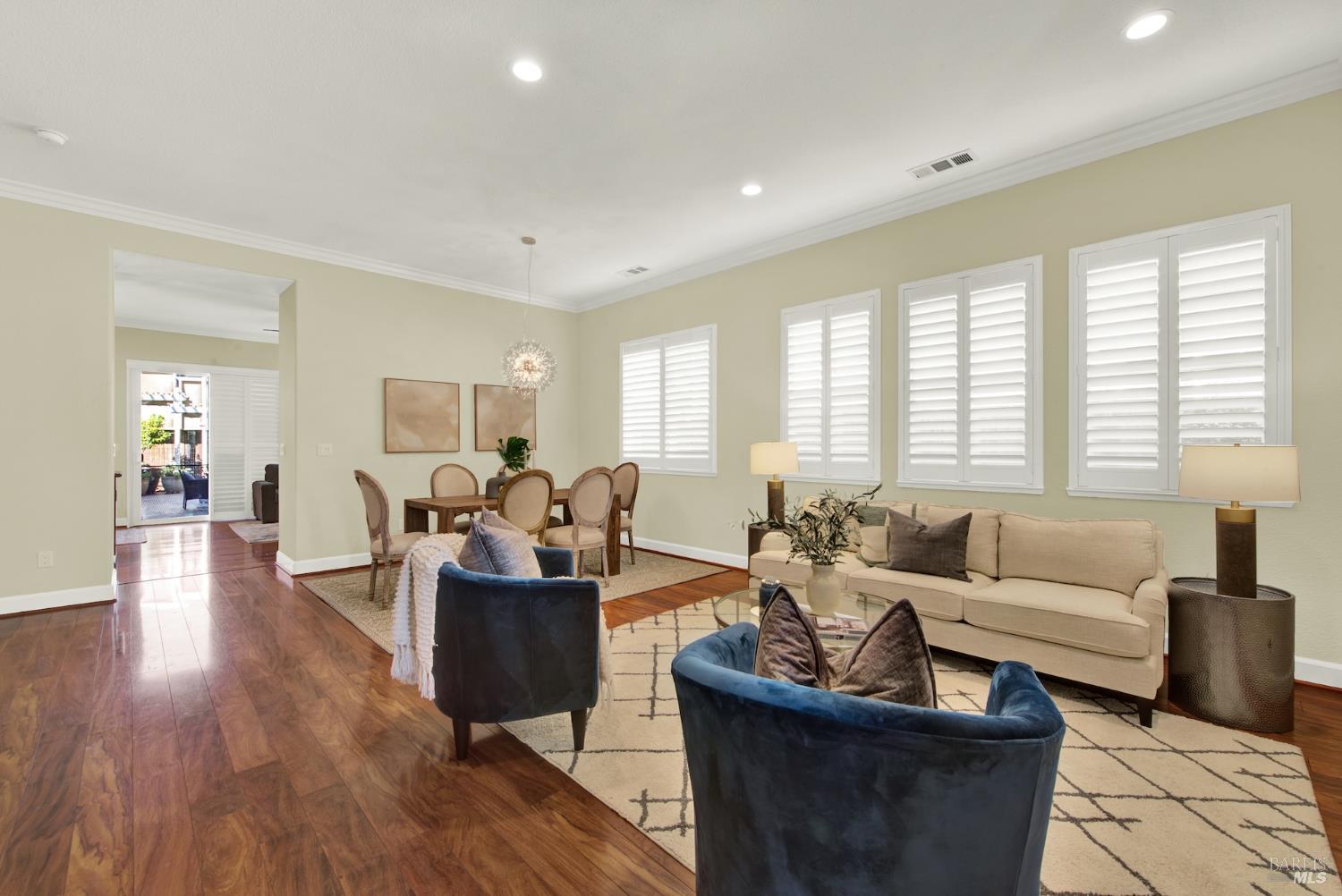 Detail Gallery Image 15 of 77 For 949 Lancaster St, Vacaville,  CA 95687 - 4 Beds | 2 Baths