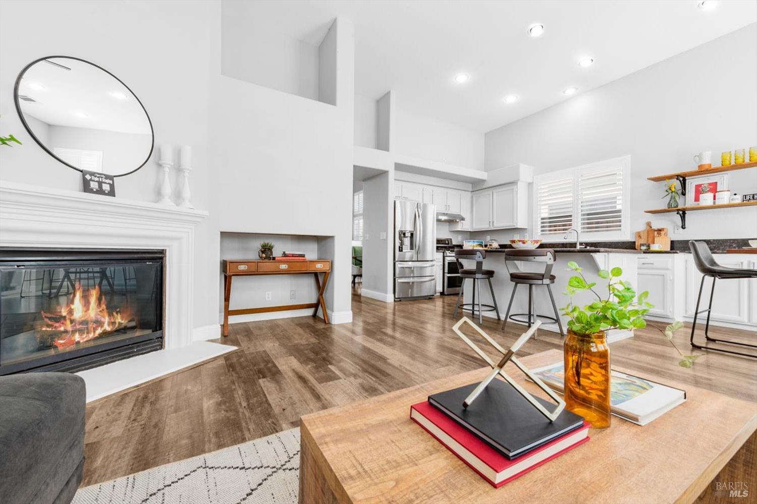 Detail Gallery Image 12 of 27 For 807 Kells Cir, Vacaville,  CA 95688 - 3 Beds | 2/1 Baths