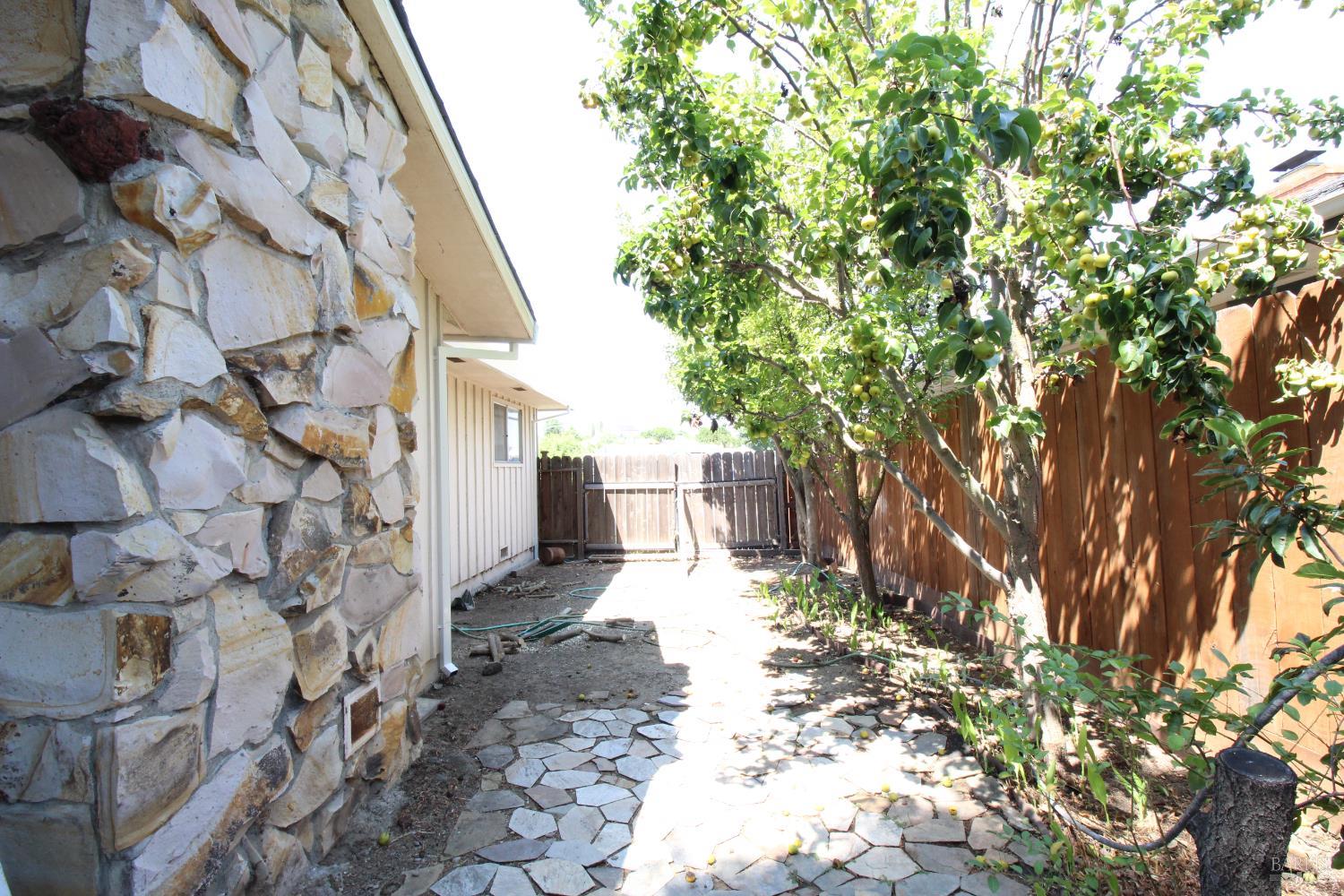 Detail Gallery Image 37 of 48 For 500 Logan St, Rio Vista,  CA 94571 - 3 Beds | 2/1 Baths