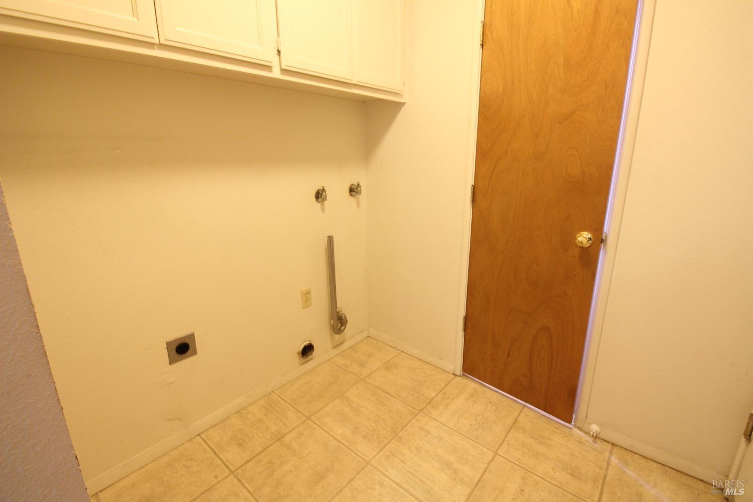 Detail Gallery Image 21 of 48 For 500 Logan St, Rio Vista,  CA 94571 - 3 Beds | 2/1 Baths