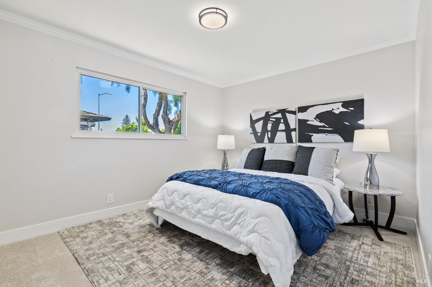 Detail Gallery Image 8 of 54 For 7449 Adrian Dr, Rohnert Park,  CA 94928 - 3 Beds | 2 Baths