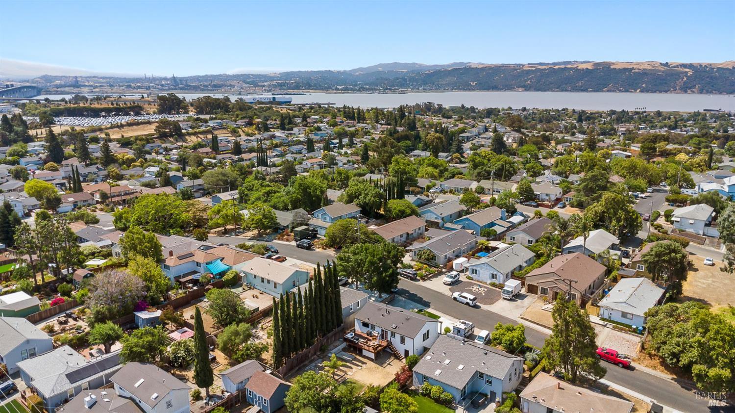 Detail Gallery Image 32 of 33 For 43 Linda Vista St, Benicia,  CA 94510 - 2 Beds | 1 Baths