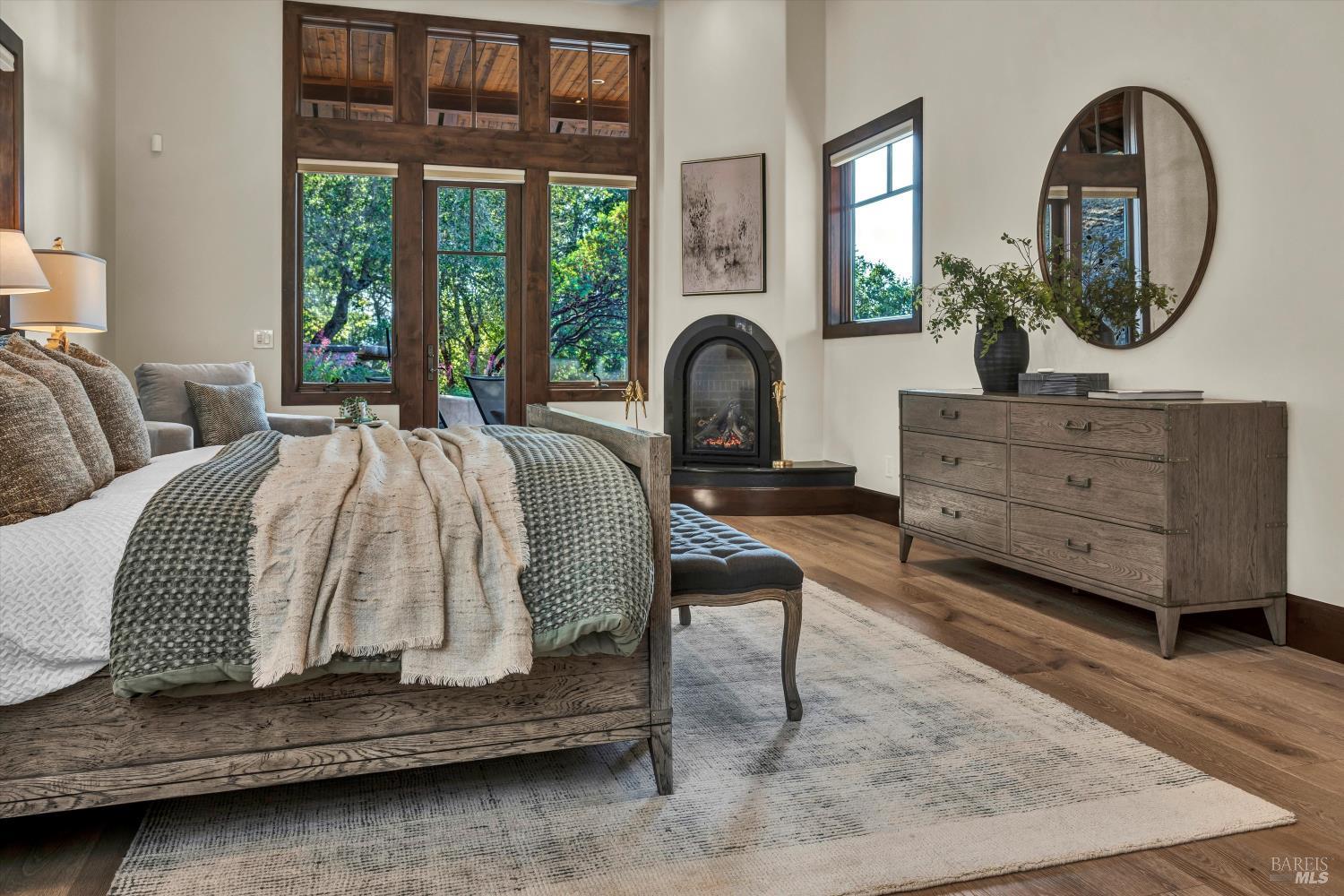 Detail Gallery Image 29 of 57 For 231 Poppy Hill Dr, Healdsburg,  CA 95448 - 4 Beds | 3/1 Baths
