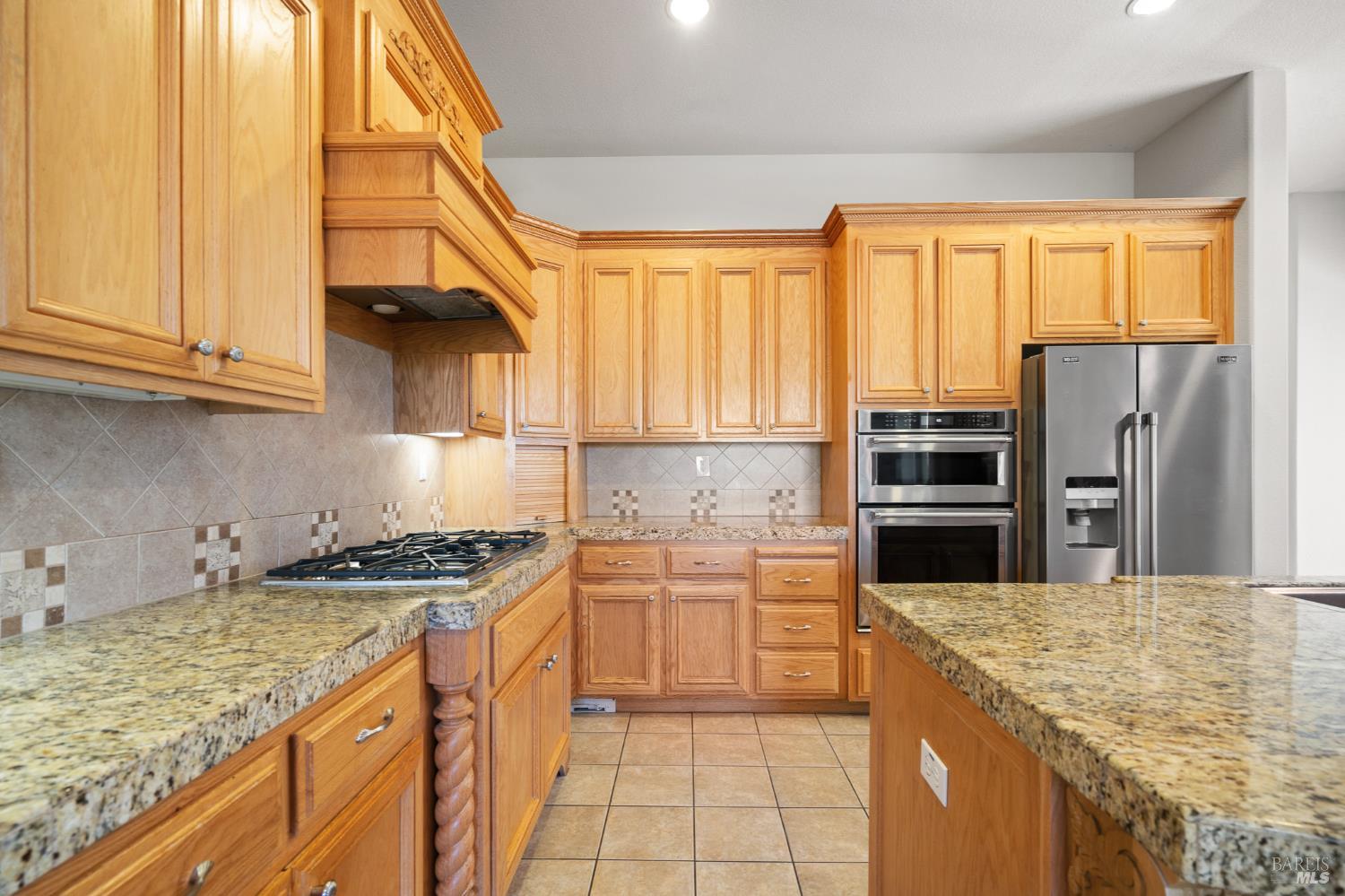 Detail Gallery Image 15 of 68 For 9272 Hallmark Pl, Vallejo,  CA 94591 - 4 Beds | 4 Baths